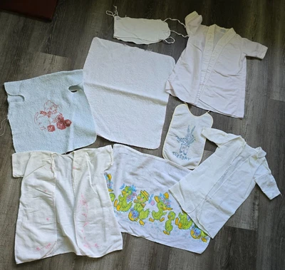 Lote De Colección Bebé Terrycloth Baberos Toalla Franela Layette Infantil Retro Artesanía Foto 1 de 4