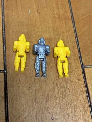 LOTE de 3 figuras espaciales Multimac piloto piloto piloto amarillo y gris plata vintage Foto 1 de 2