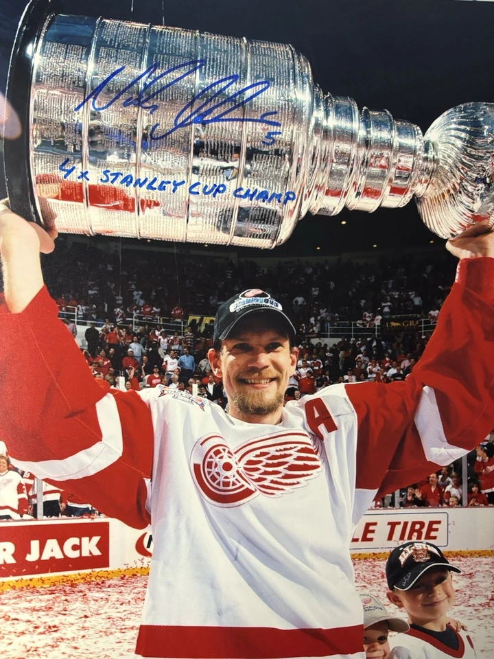 FOTO CERTIFICADO DE AUTENTICIDAD DE DETROIT RED WINGS FIRMADO POR NICKLAS LIDSTROM 4X STANLEY CUP CHAMP 11X14 Foto 1 de 1