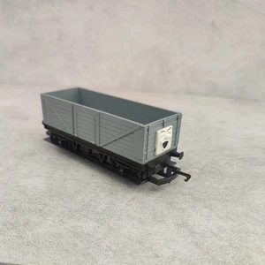 HORNBY 00 GAUGE THOMAS THE TANK TROUBLESOME TRUCK - Picture 1 of 11