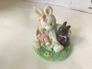 Figura Cream and Cocoa Some Bunny Loves You Chocolate Candy Easter Enesco - Imagen 1 de 4