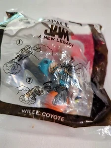 2021 McDonalds SPACE JAM WILE E COYOTE Figure NEW IN BAG - Picture 1 of 4