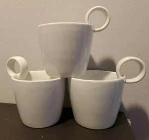 Designer Coffee Mugs for Crate & Barrel, White with Loop Handle (3) Bret Bortner - Photo 1 sur 3