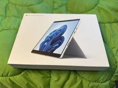 NUEVO Microsoft Surface Pro 8 11ª Generación 13" i7 32GB RAM 1TB Platinum Win11 Caja Abierta Foto 1 de 4