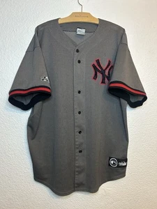 Camiseta deportiva de béisbol de colección de los 90 New York Yankees Majestic MLB gris rojo con logotipo para hombre XL - Imagen 1 de 8
