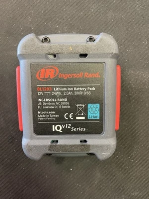 Batería recargable Ingersoll Rand BL1203 de iones de litio de 12 voltios Foto 1 de 4
