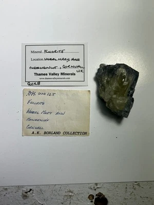 RARO CRISTAL DE FLUORITA DEL REINO UNIDO Foto 1 de 4