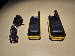 2x Motorola TLKR T82 Extreme Walkie Talkies (Radios only + charger) - Picture 1 of 8