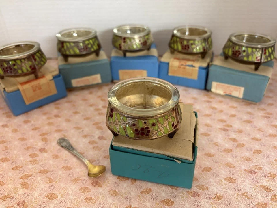 De colección 6 Esmaltes Cloisonne Russian Siommet Salero Abierto con Cuchara PLATA/cajas Foto 1 de 4