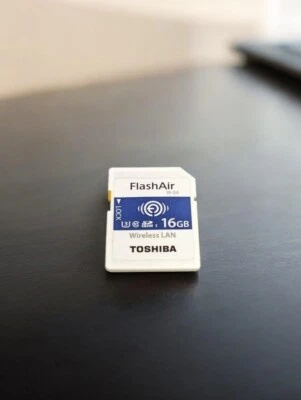 TOSHIBA FlashAir W-04 16GB Wireless Memory Card 16GB - Image 1 of 4