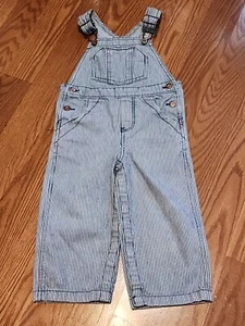Oshkosh B’Gosh 24 Monate Engineer Overall Hose gestreift blau Latzhose - Bild 1 von 5