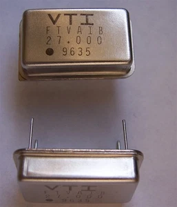 VECTRON KRISTALL OSZILLATOREN 27.000 MHz (2 STCK.) - Bild 1 von 1