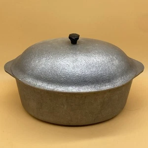 Sartén tostadora ovalada de aluminio martillado CLUB HAMMERCRAFT con tapa horno holandés de 15 pulgadas - Imagen 1 de 12