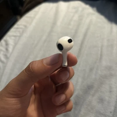 Apple AirPods 3RD GENERATION Replacement - RIGHT SIDE ONLY A2565 -  UNTESTED - Image 1 of 4