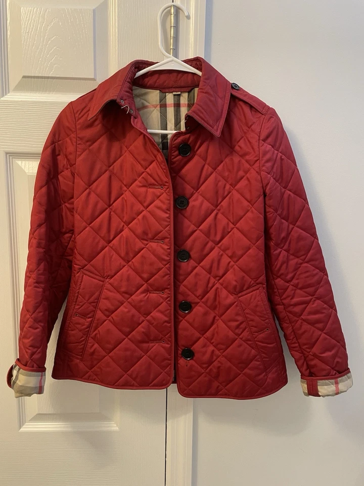 Chaqueta acolchada roja Burberry Frankby Diamond talla XS Foto 1 de 3