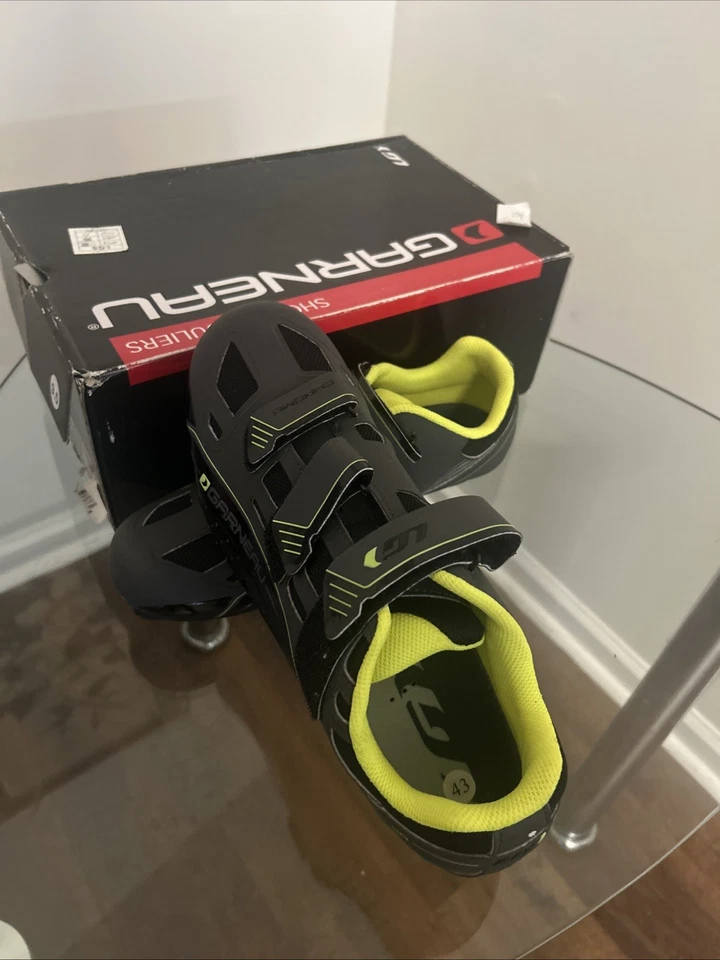 Zapatos de ciclismo Louis Garneau cromados para hombre 9,5, excelente estado con caja Foto 1 de 4
