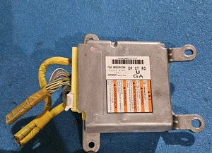 2011 SUBARU FORESTER RESTRAINT CONTROL MODULE 98221SC100 OEM - Picture 1 of 5