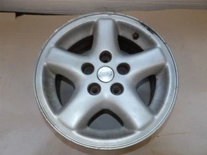 15x7 Aluminum Wheel SILVER 5 Lug 4-1/2" Pattern Jeep Cherokee XJ 1997-2006 - Picture 1 of 4