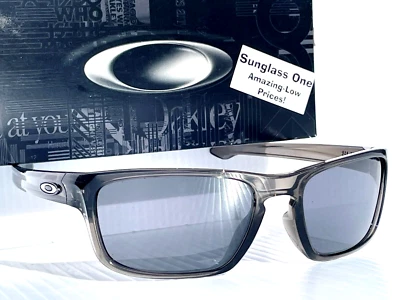 NUEVO Gafas de sol Oakley SLIVER STEALTH marco gris humo lentes de iridio negras 9408-03 Foto 1 de 4