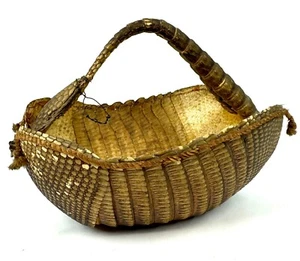 Vintage Handmade Taxidermy United States Armadillo Carapace Shell Basket Bag 12" - Picture 1 of 11