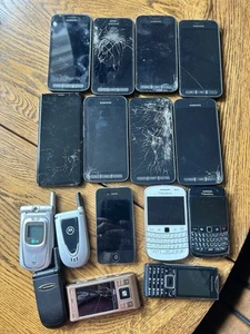 Job Lot of Retro & Smart Mobile Phones, Working & Non-Working - Photo 1 sur 8