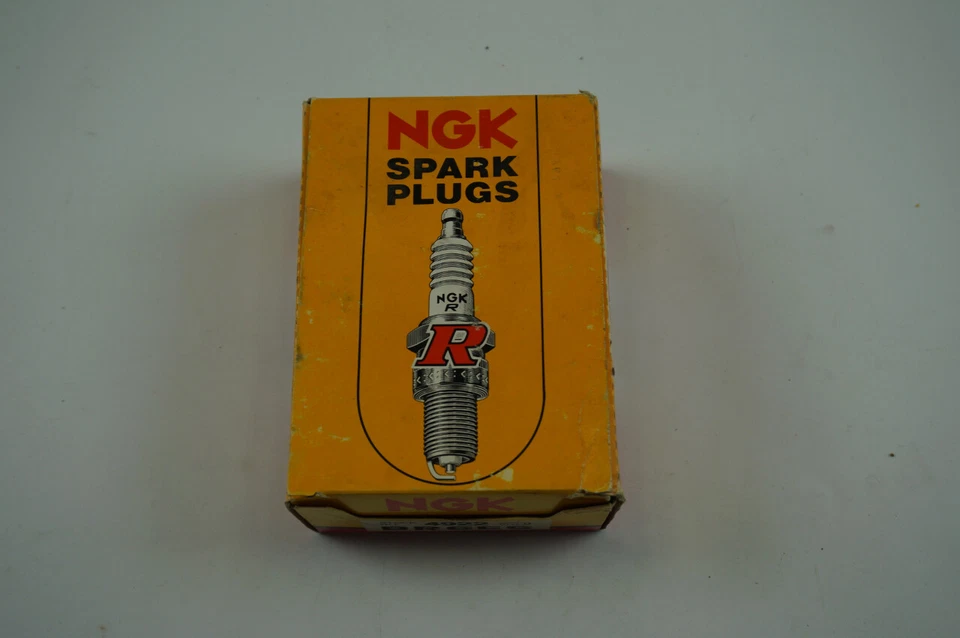 PACK DE 10 BUJÍAS NGK V POWER BRBES #4922 NOS Foto 1 de 4