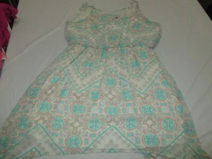 Mujer Blanco Verde Naranja Vestido Guess Talla XL Lado Más Largo - Imagen 1 de 3