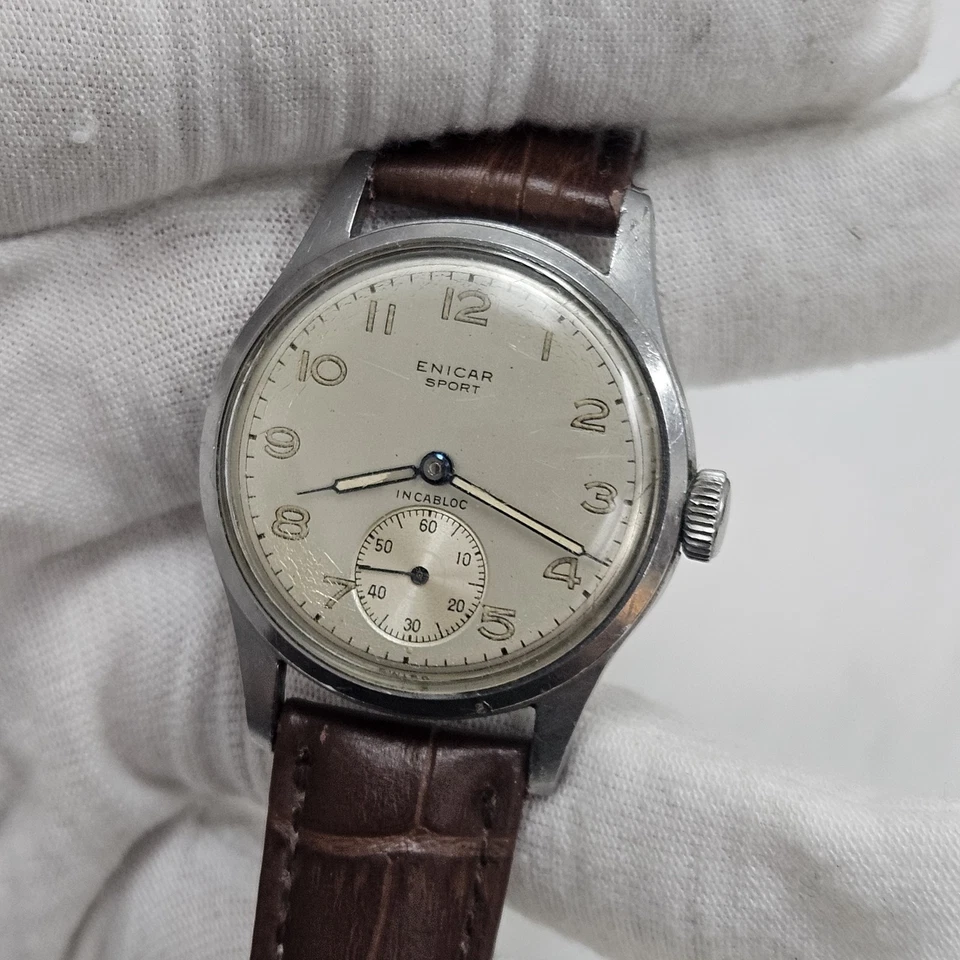 Reloj deportivo vintage Enicar para hombre cuerda mecánica cuero inoxidable sub-segundo  Foto 1 de 4