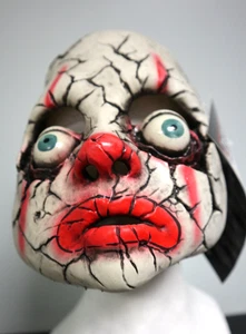 Cracking Up - Zagone Studios "Cracked Clown" Handmade Mask - Picture 1 of 11