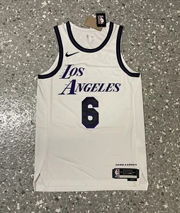 LeBron James Los Angeles Lakers Authentic Jersey Men's Medium / 44 New With Tags - Picture 1 of 10