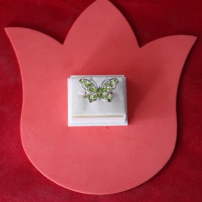  Pretty Green Peridot & CZ Silver Ring 3.4 Gr. Size P34 - US 8.5 In Gift Box - Image 1 of 4