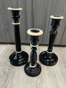 Two’s Company Set If 3 Black And Beige Wood Candle Sticks - Picture 1 of 6
