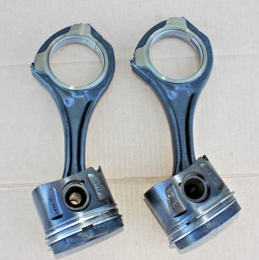OEM 2010-2022 Sprinter 2500 3500 3.0L Left + Right Piston, Rings, Connecting Rod - Image 1 of 4