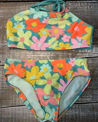 GIRLS TWO PIECE FLORAL SWIMSUITE SIZE 8 BY CAT & JACK IN EXCELLENT CONDITION - Image 1 of 4