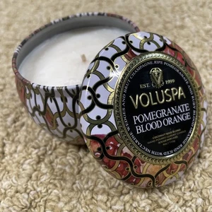Voluspa pomegranate, blood orange coconut wax blend Tin Candle -4oz - Picture 1 of 5