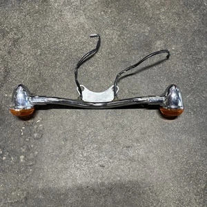 Kawasaki Vulcan 1700 Turn Signals, Front Assembly (OEM) - Picture 1 of 7