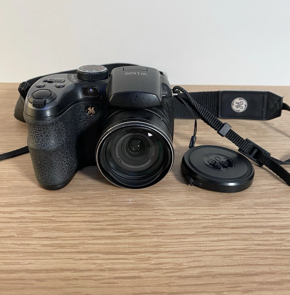General Electric W1500 Digital Bridge Camera 14.1 MP 15x Optical Zoom - Tested - Image 1 of 4