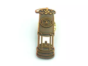 Coal Miners Davy Lamp Safety Lamp Mining Tribute Metal Pin Badge Brooch - Picture 1 of 4