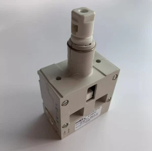 1PCS NEW FIT FOR Forklift accessory 0009733505 emergency switch - Picture 1 of 2