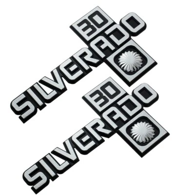 Insignia emblema guardabarros 2 piezas para camionetas Silverado “30” 14026453 1981-1988 Foto 1 de 4