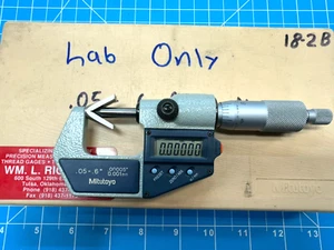 Mitutoyo 314-711-30 V-Anvil Digimatic Micrometer .05-.6” 1-15mm - Picture 1 of 5