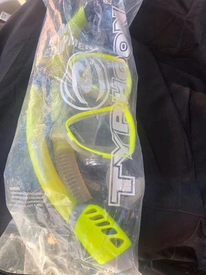 Typhoon Silicone Snorkel Set - Image 1 of 4