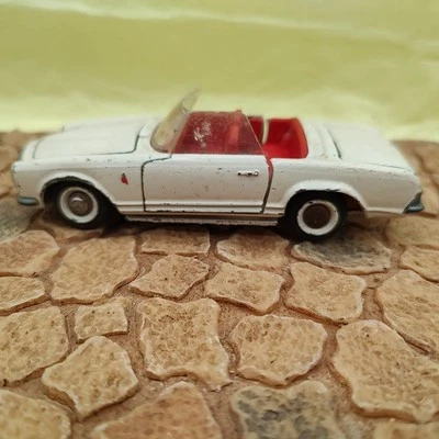 Tekno Mercedes 230 Sl Vintage Die Cast Model 1/43 Open Top #928 - Image 1 of 4