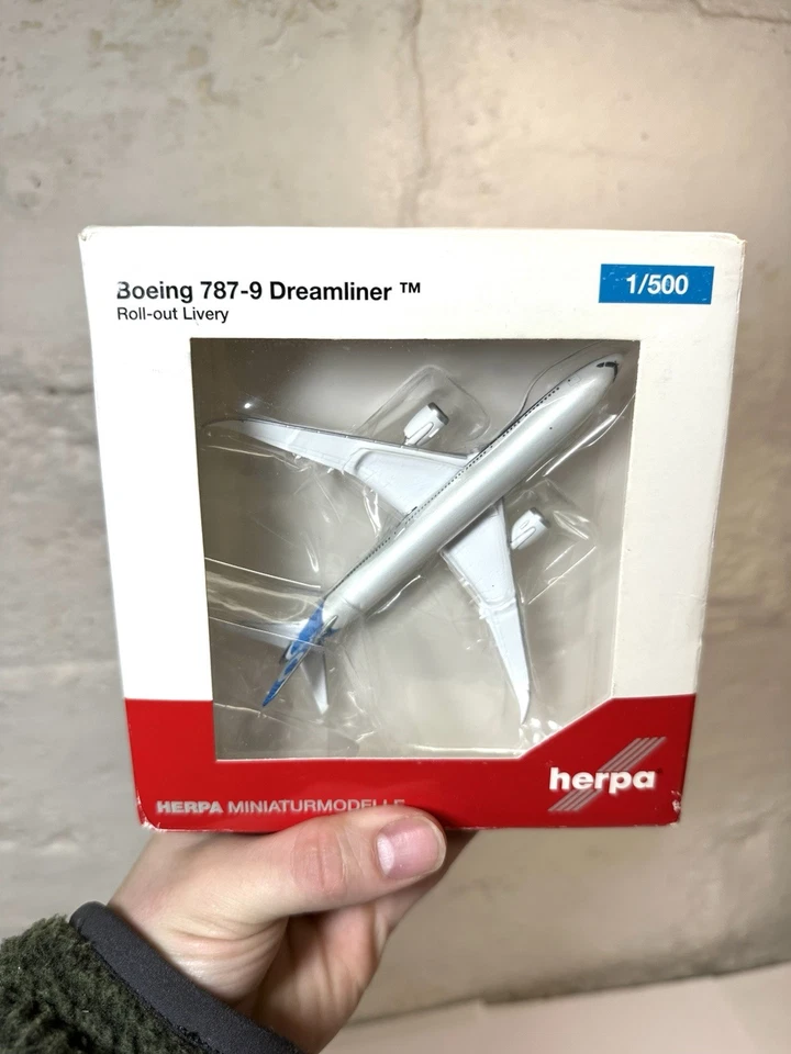 HERPA Roll Out Delivery Boeing 787-9 Dreamliner - 1/500 N789EX (NEW IN BOX) - Image 1 of 4