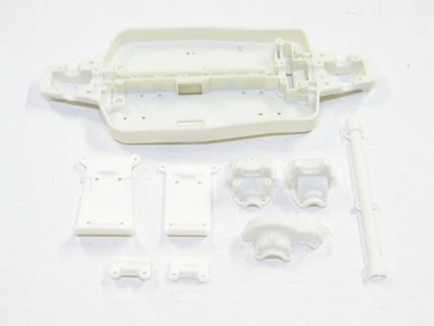 NEW ASSOCIATED REFLEX 14B Chassis/Gear box cap shaft cover skidplates WHITE AR4W - Image 1 of 3