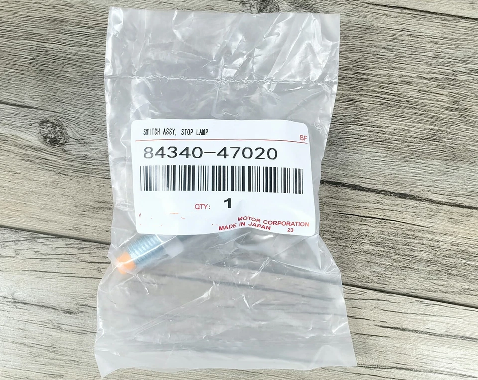 Interruptor de pedal de luz de freno OEM para Highlander Toyota Lexus LX470 IS350 Foto 1 de 1