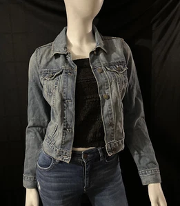 (207) Old Navy Size XS Womens Blue Denim Jean Jacket Cotton Cropped Pockets Y2k - Picture 1 of 7