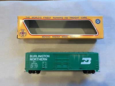Boxcar Mehano Vintage HO, Burlington Northern com acopladores de atualização. - Imagem 1 de 4