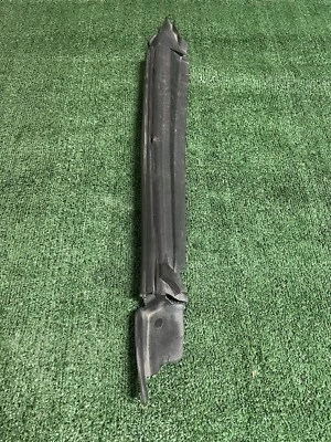 2018 Toyota 4 Runner TRD Offroad Front Left Side Fender Seal OEM - Image 1 of 4