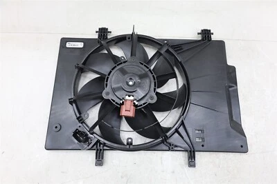 NUEVO Conjunto de ventilador de refrigeración del motor Motorcraft RF-371 Ford Fiesta SE 1,0 L 2014-2019 Foto 1 de 4